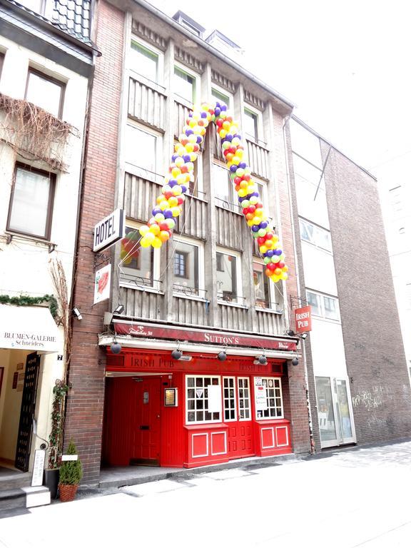 Barcelona Bed & Breakfast Hotel Dusseldorf Exterior photo